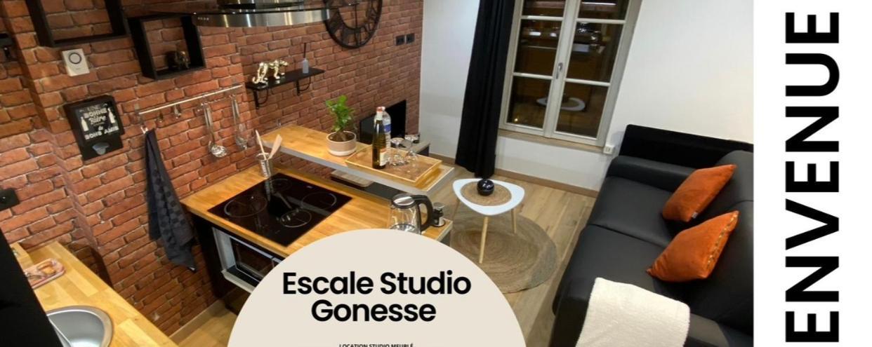 Escale Studio 21M Aeroport Cdg Parc Expo Asterix Gonesse Extérieur photo